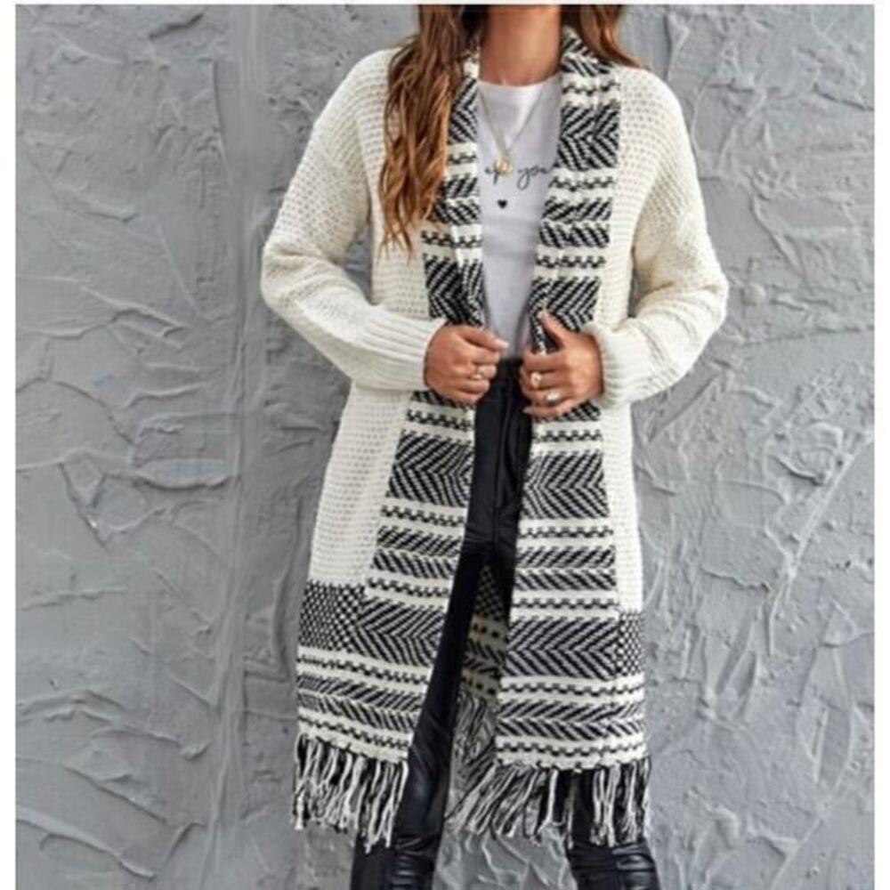 H&M Black and White Patterned Cardigan